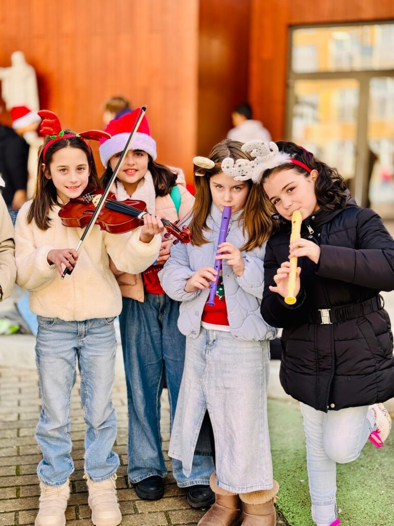 FIESTA DE FAMILIAS DE NAVIDAD